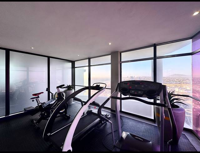 4 BEDROOM APARTMENT FOR SALE IN BEACHFRONT